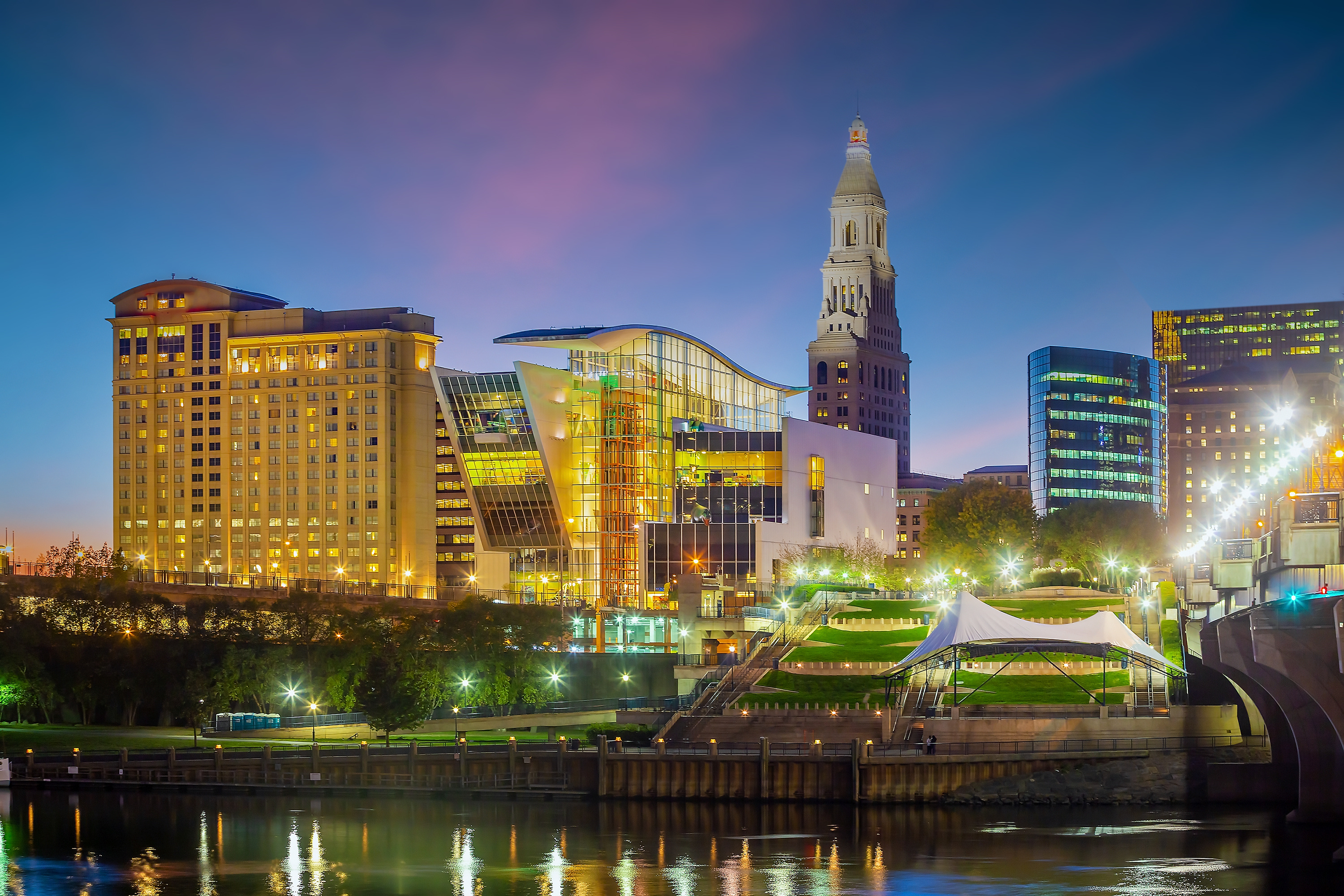 Hartford skyline at dusk, home of the Connecticut Science Center