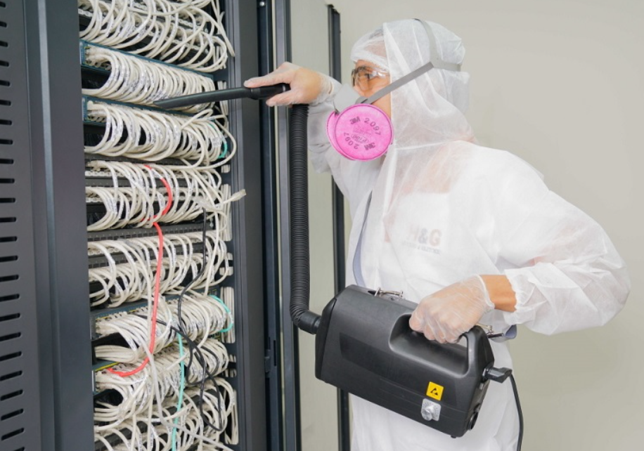 Data Centre Cleaning- A Detailed Guide for Server Room Cleaning