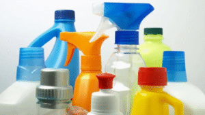 9 Cleaning Products that You Should Never Mix