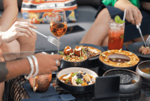 food served in restaurant