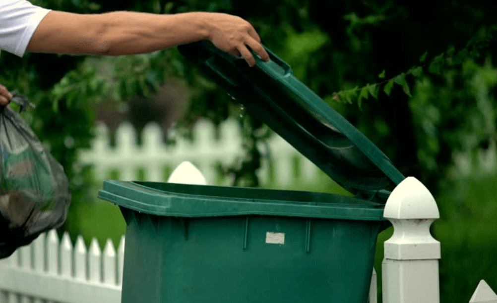 How Many Garbage Cans Does Your Office Need