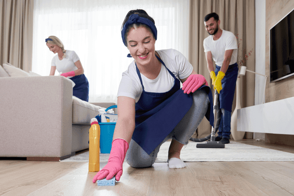 How to Split Cleaning Tasks in a Team