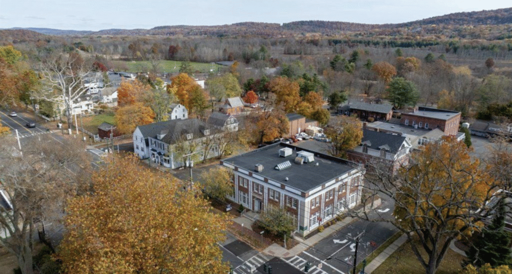 Simsbury CT